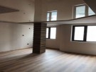 Тристаен апартамент в Център - Варна 