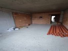 ПРОДАДЕН!Просторен тристаен нов , до Община Варна 