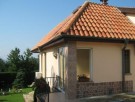 ПРОДАДЕН!Триетажна къща в м-т Пчелина - Варна